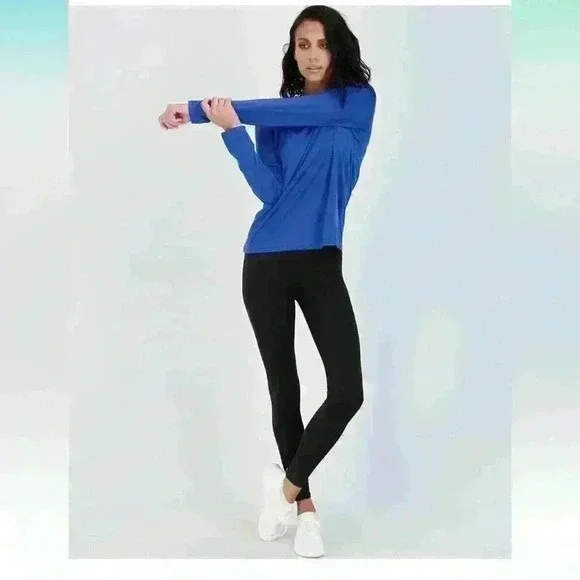 Amazon Real Essentials Dry-Fit Long Sleeve T-Shirt Women’s Size Med Royal Blue - Picture 1 of 9